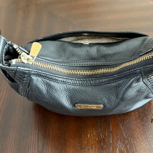 Michael Kors Black Pebbled Leather Shoulder Bag with Gold MK Charm - Picture 10 of 15